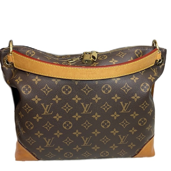 ❌SOLD❌Louis Vuitton Berri MM Bag - Picture 3 of 17